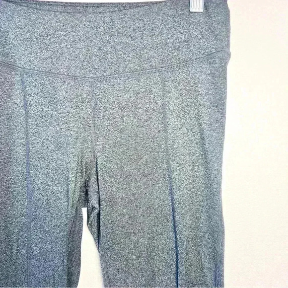 Prana Women’s Breathe Capri Mid Rise Leggings in Charcoal Gray Size Small - Picture 5 of 14